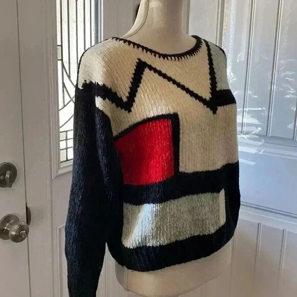 Vintage Cristina’s Sweater - Picture 2 of 7